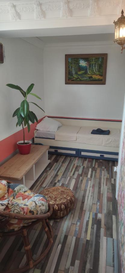 Inessa Center Budget Room Chişinau Exteriör bild